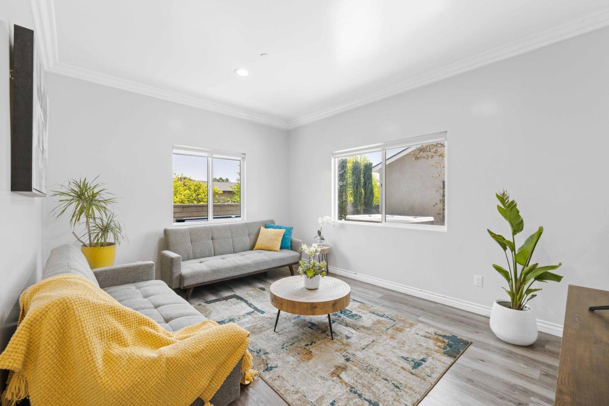 Stylist Home In Convenient Location! Temple City Exteriér fotografie